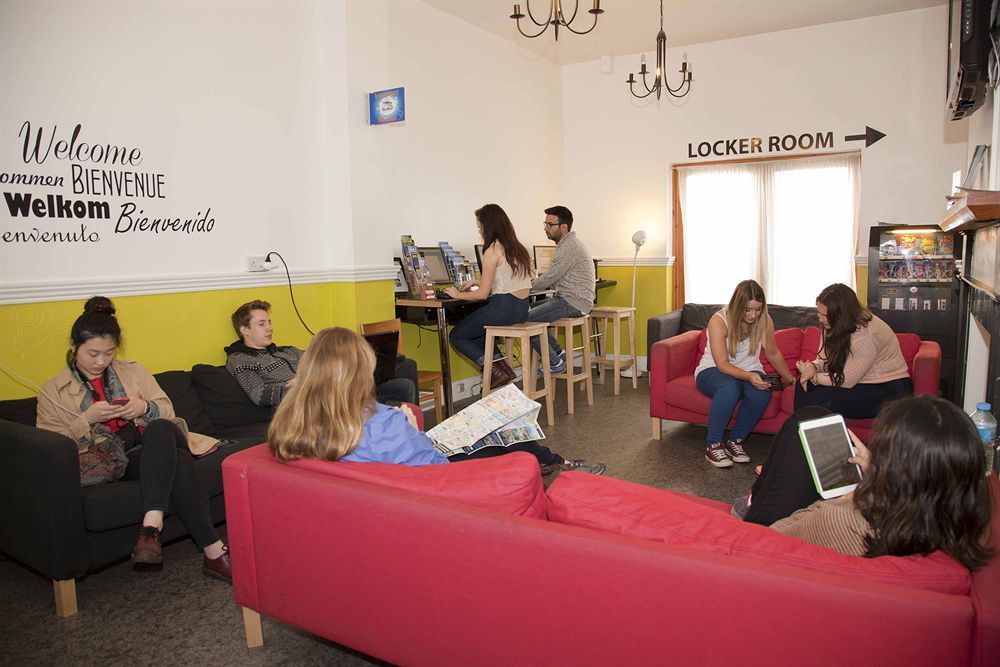 Abrahams Hostel 더블린 외부 사진